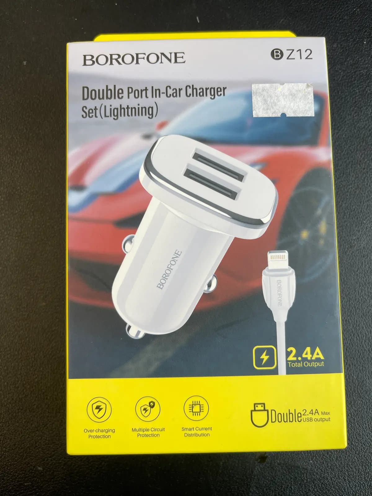 Automobilinis įkroviklis Borofone BZ12, USB + Lightning, 2.4 A, baltas