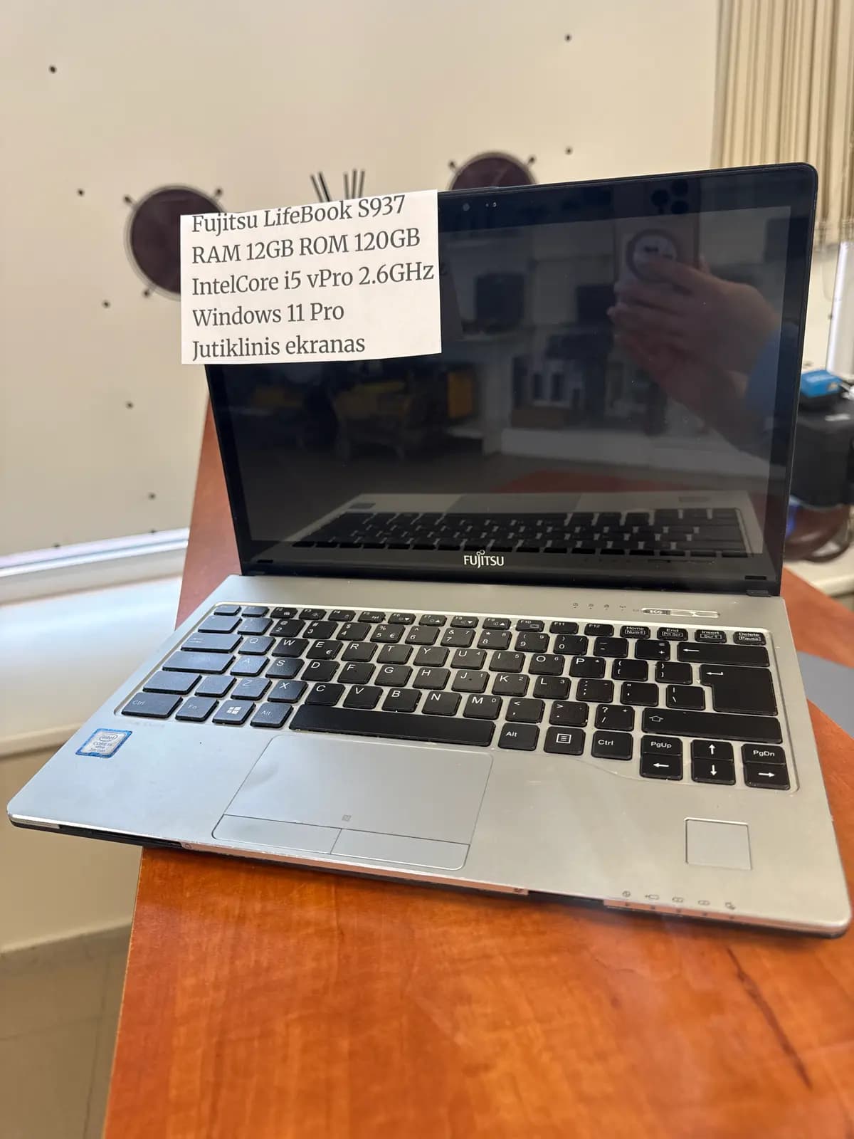 Nes. Kompiouteris Fujitsu Lifebook s937 RAM 12/120GB