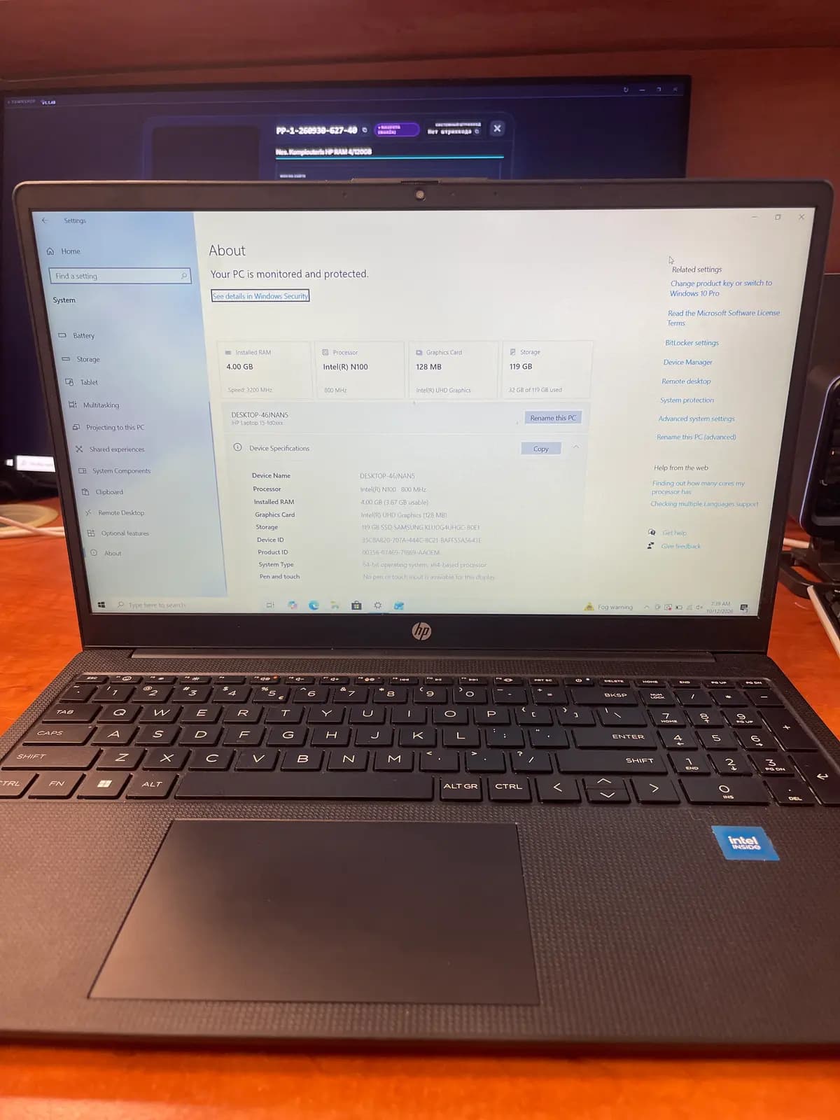 Nes. Kompiouteris HP RAM 4/120GB
