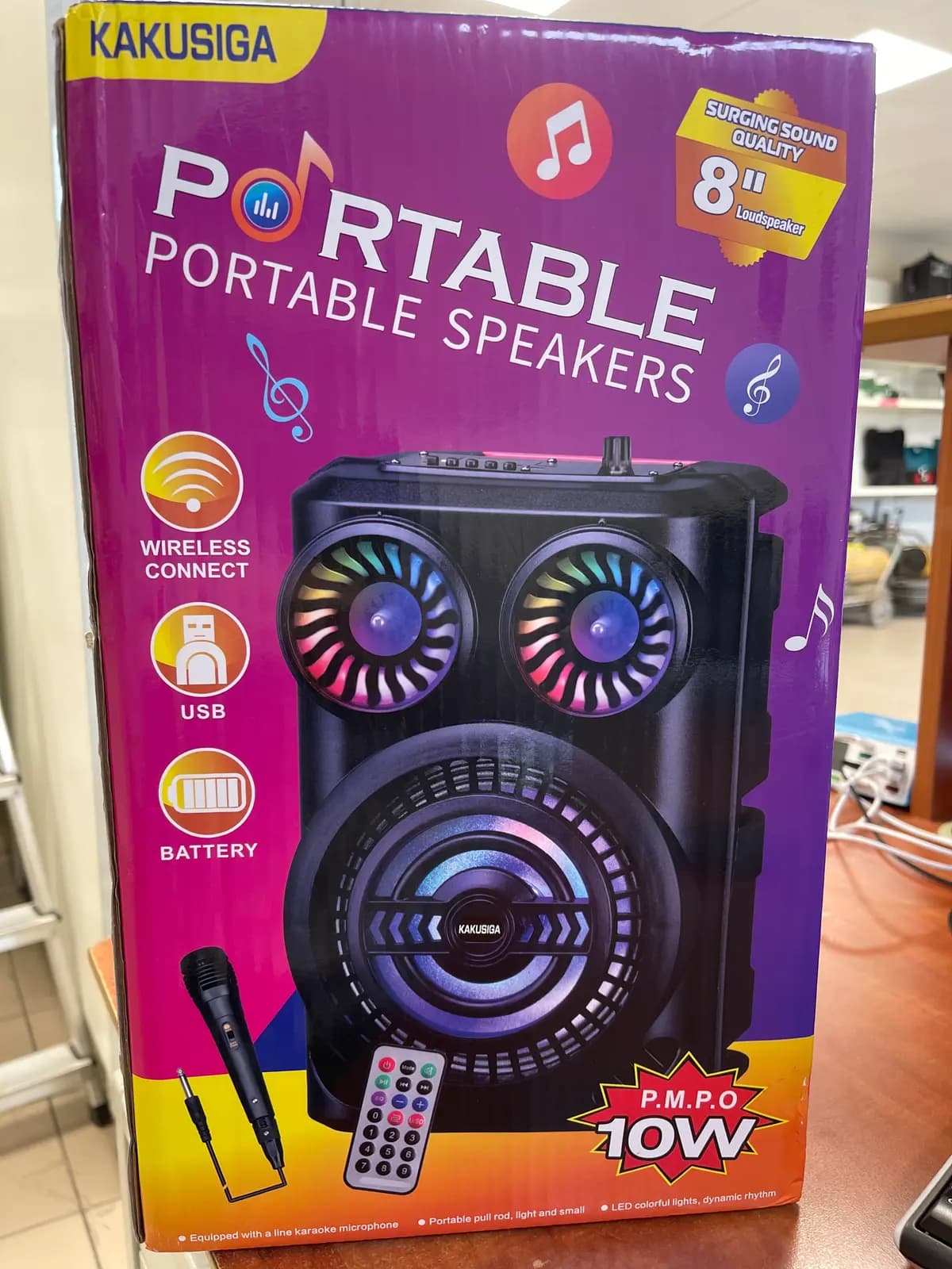 Karaokės sistema ir muzikinė kolonėlė KAKU KSC-672, TWS, FM, USB, AUX, su mikrofonu, juoda.